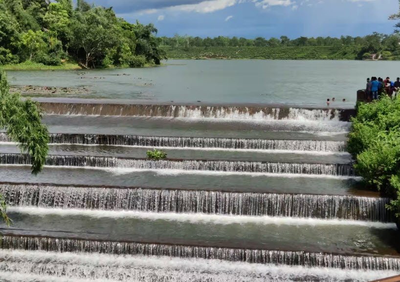 Doloo Lake